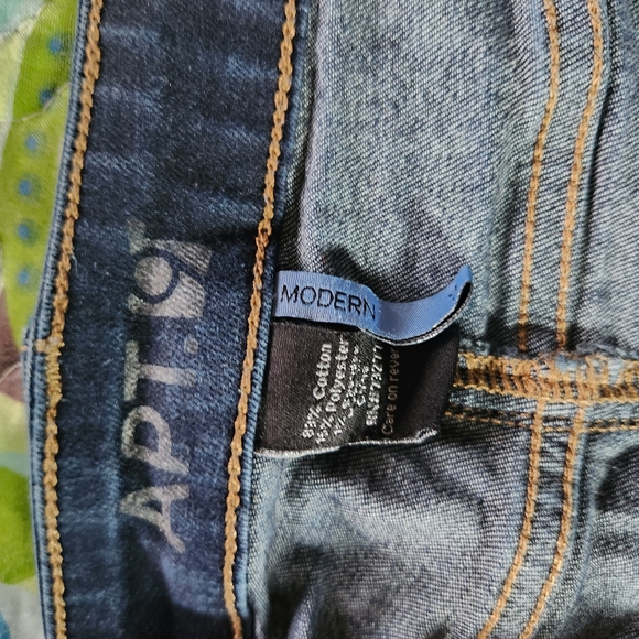 Womens Apt 9 Denim Blue Women's Shorts - Picture 5 of 9